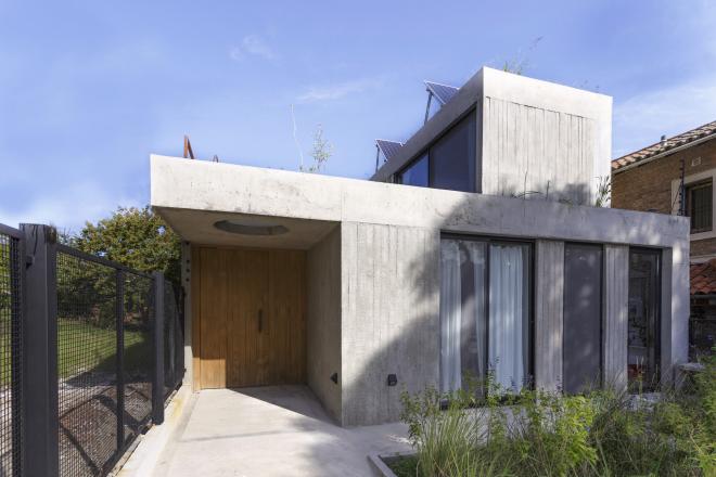Dom z betonu MeMo House od pracowni BAM! arquitectura 