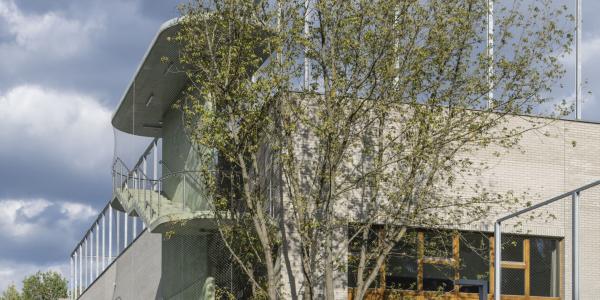 Szkoła Podstawowa nr 406 na Białołęce, projekt pracowni Bujnowski Architekci