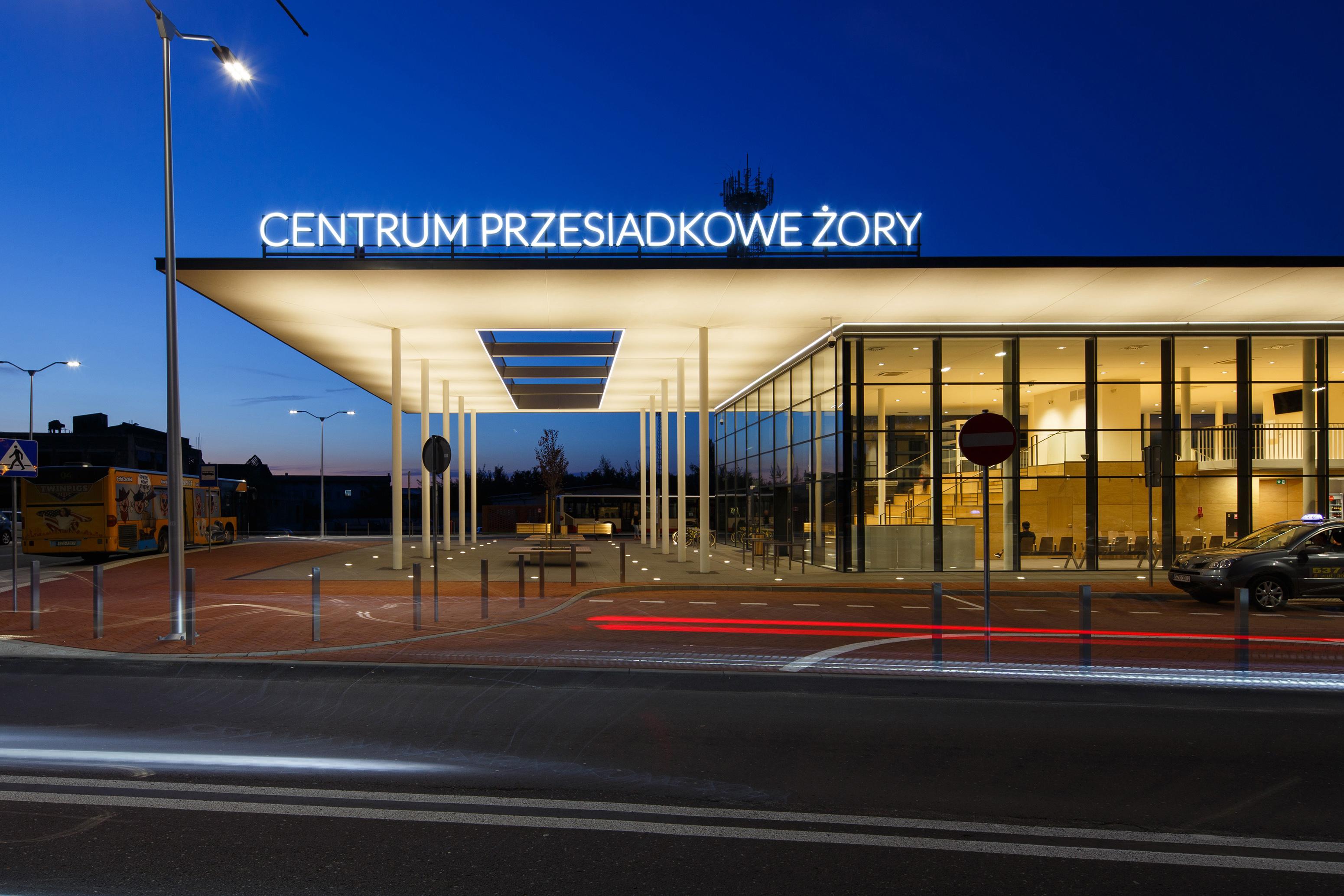Centrum Przesiadkowe w Żorach - Polska Architektura XXL 2019 (województwo śląskie)