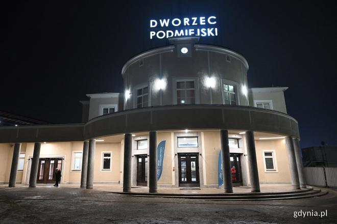 Dworzec Podmiejski Szybkiej Kolei Miejskiej w Gdyni