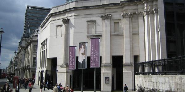 Skrzydło Sainsbury w National Gallery w Londynie