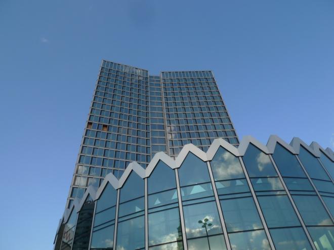 Wieżowiec Widok Towers w Warszawiee