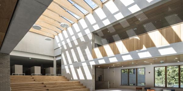 Szkoła Podstawowa nr 406 na Białołęce, projekt pracowni Bujnowski Architekci