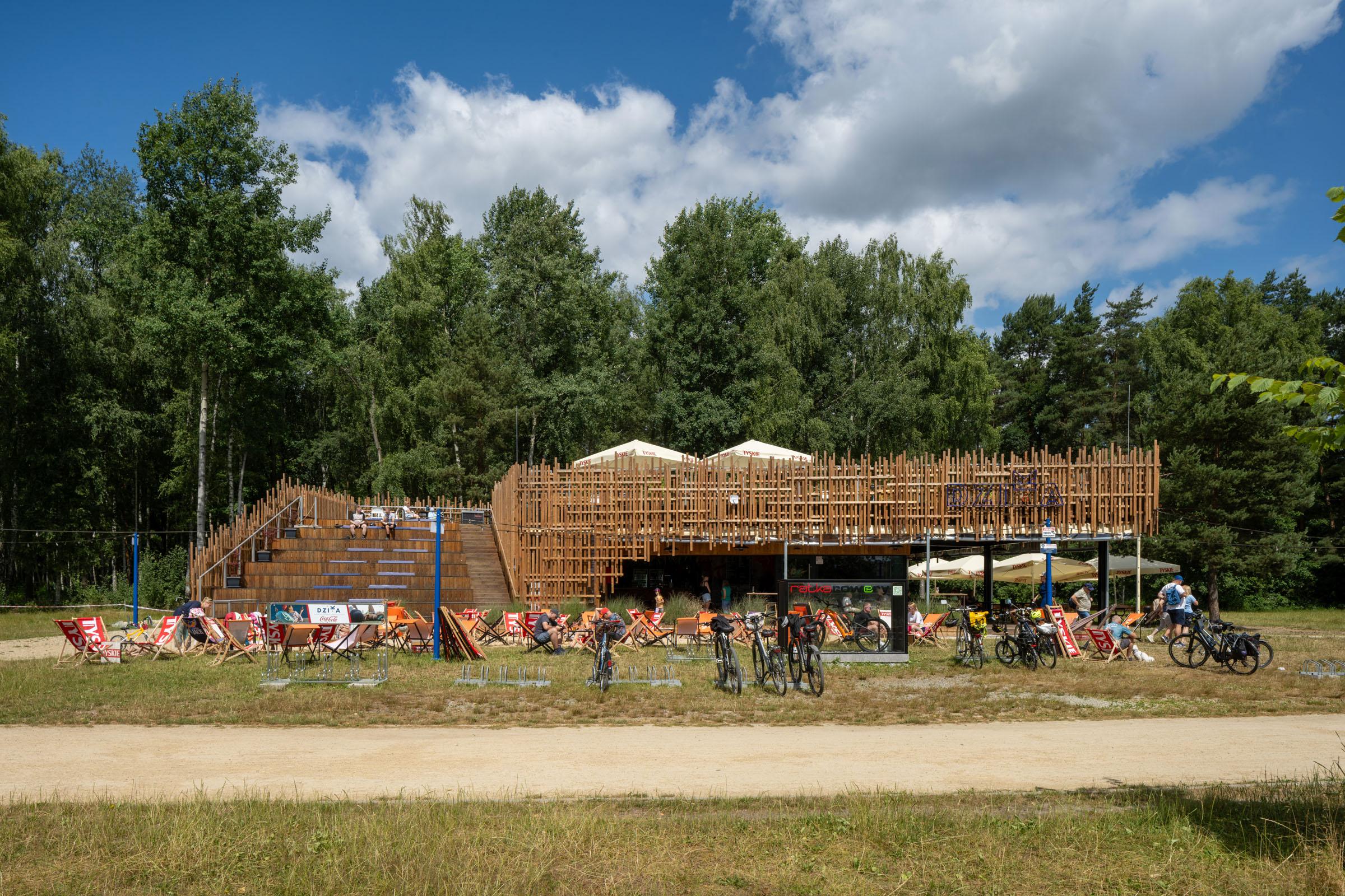 Obiekt gastronomiczny „Dzika” w Tychach - Polska Architektura XXL 2025