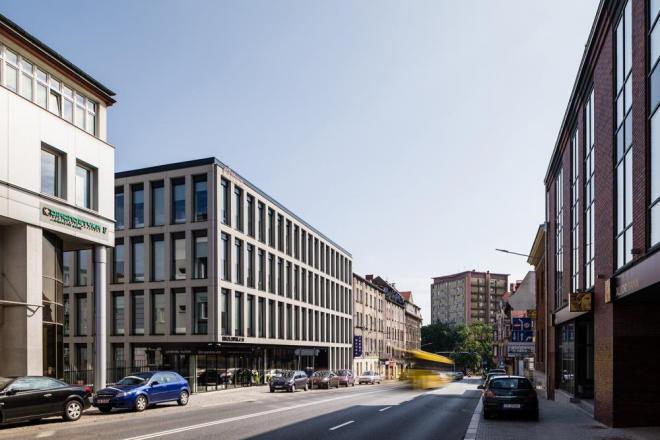 Realizacja biurowca w Katowicach od 2H+ Architekci 
