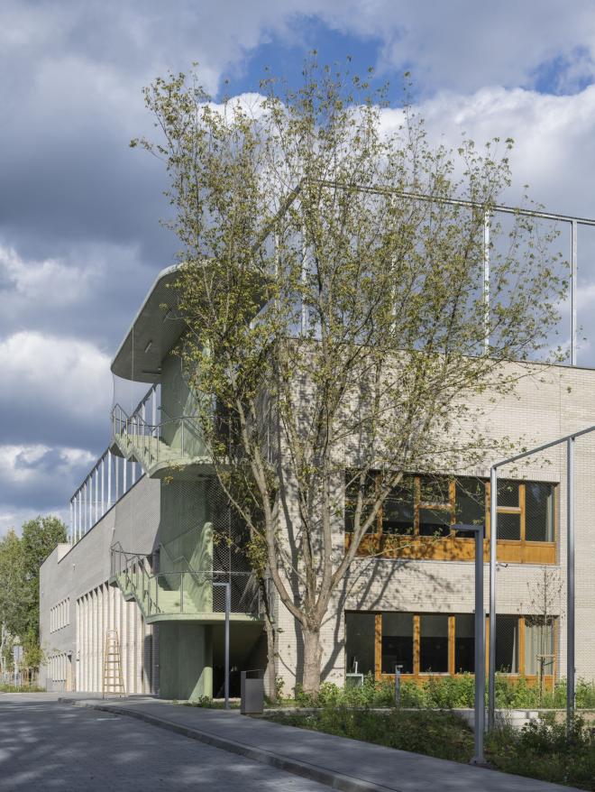 Szkoła Podstawowa nr 406 na Białołęce, projekt pracowni Bujnowski Architekci