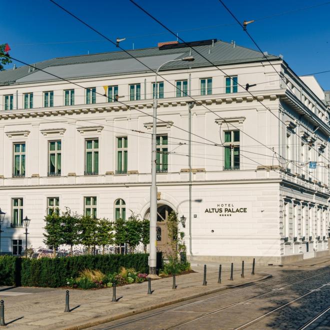 Altus Palace