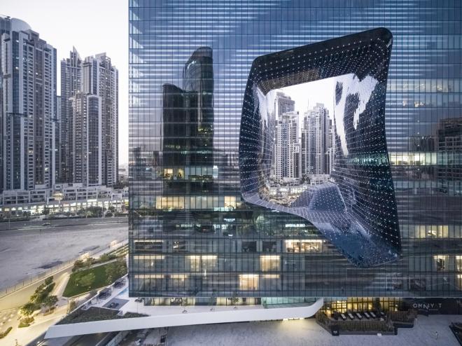 Hotel Opus w Dubaju projektu Zaha Hadid Architects