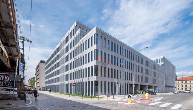 Kuryłowicz&Associates, Retro Office House, biurowiec we Wrocławiu, realizacja architektoniczna