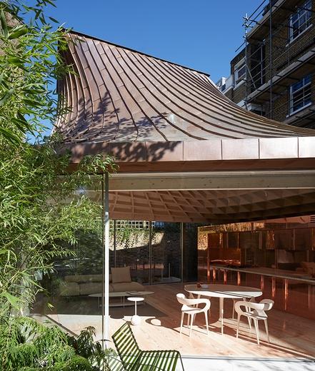 Gianni Botsford, miedź w architekturze, realizacja architektoniczna, ciekawy dom, projekt domu