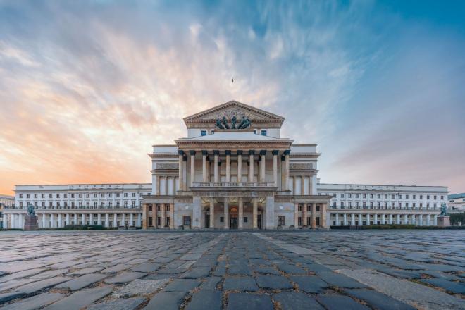 Teatr Wielki - konkurs na opracowanie	koncepcji przebudowy Loży Rządowej, bufetów oraz toalet dla publiczności