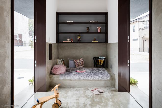 Minimalistyczny dom od FORM/Kouichi Kimura Architects 