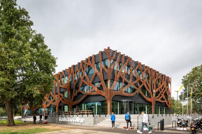 cepezed, Graafschap College, realizacja architektoniczna