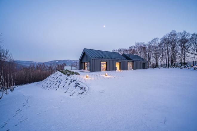 Dom w górach, Kropka Studio