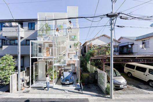 Nowe oblicze nowoczesnego domu piętrowego -  Tokio, Japonia