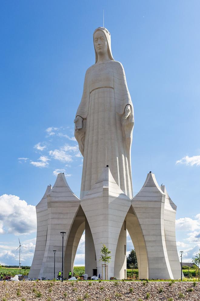 Monument Matki Bożej Miłosiernej w Konotopie