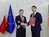 Polityczna zmiana czy wymóg procedury? Kulisy odwołania Bolesława Stelmacha z NIAiU