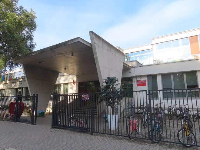Szkoła na ulicy Górnickiego we Wrocławiu