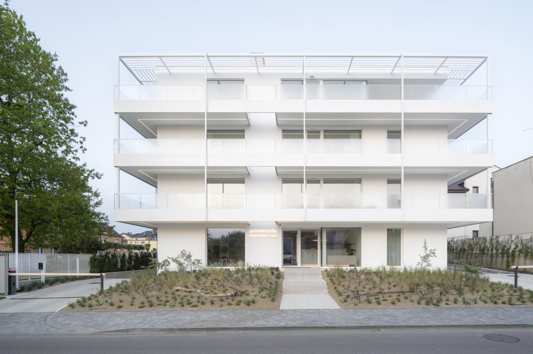 Promenada: geometryczny rytm i elegancja nad Bałtykiem. Polska Architektura XXL 2025