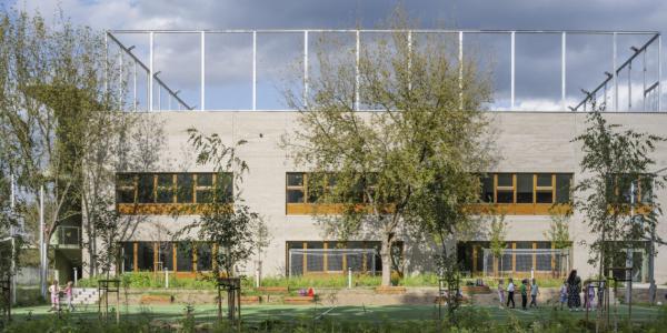 Szkoła Podstawowa nr 406 na Białołęce, projekt pracowni Bujnowski Architekci